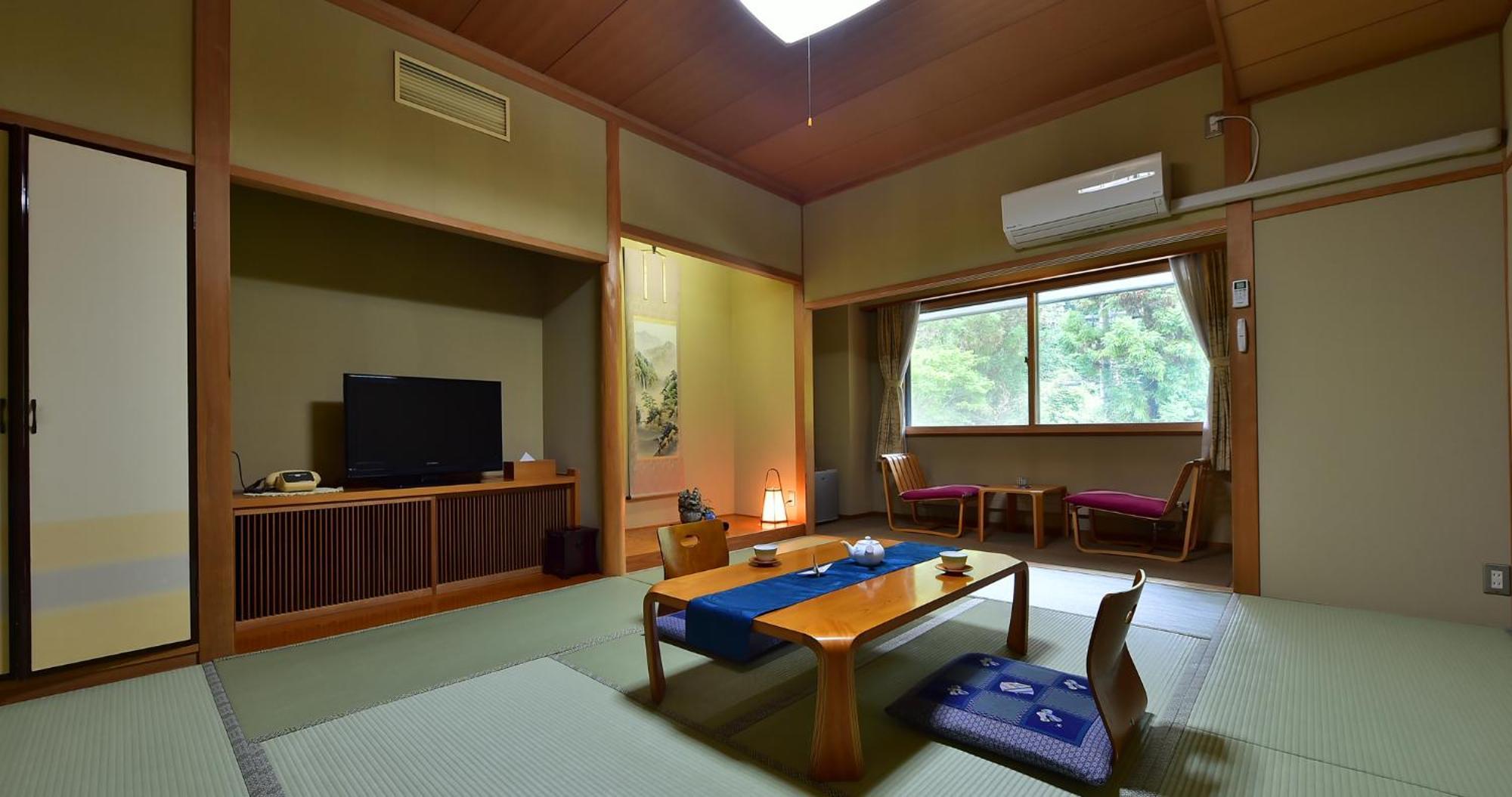 Kotobuki Hotel Yamanouchi  Exterior foto
